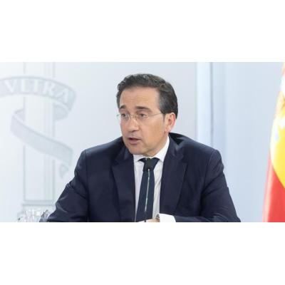El Gobierno español se aleja del plan de Macron en el estrecho de Ormuz y solo participará en operaciones de paz
