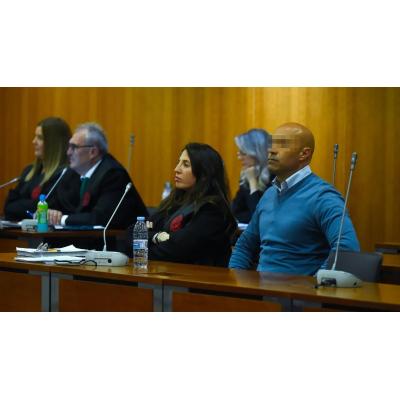 Los testigos afirman que el acusado de asesinar a su exnovia en Torremolinos la maltrataba, sedaba y controlaba