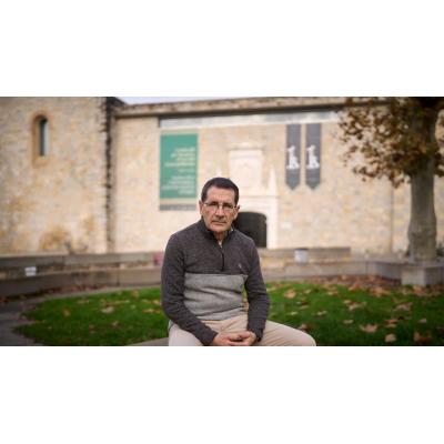 Peio Monteano, historiador: "La peste negra se propagó en la Navarra rural debido a la cercanía de los pueblos"