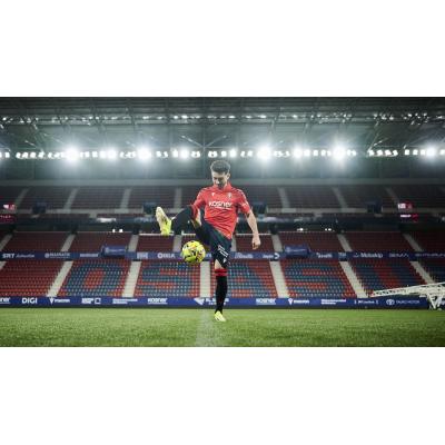 Raúl Moro vuelve a llamar a la puerta del once de Osasuna en una visita clave
