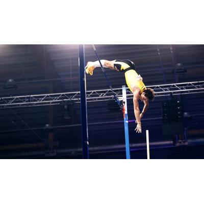 Armand Duplantis vuelve a batir su propio récord del mundo en pértiga