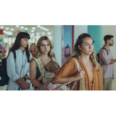 Tres hermanas forman piña frente a un secreto que nace ‘Esa noche’