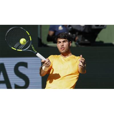 Alcaraz impone su ley ante Ruud y se mete en cuartos de Indian Wells