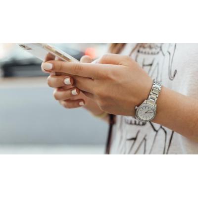 El Reino Unido pide a las tecnológicas controles más rigurosos para menores de 13 años