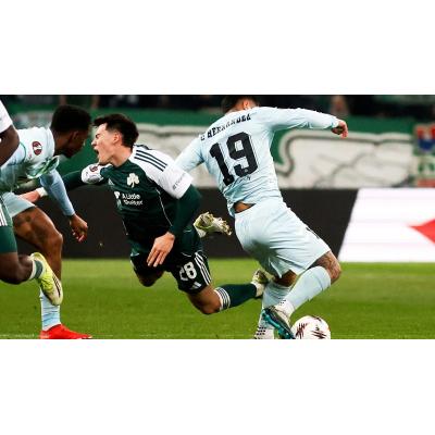 El Betis deja los deberes para la vuelta