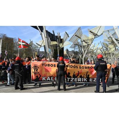 Rechazo sindical al ERE en Tubos Reunidos, que queda abocado a resolverse en los tribunales