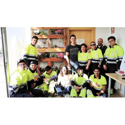 Un nuevo taller de empleo forma ya en pintura y jardinería a doce personas