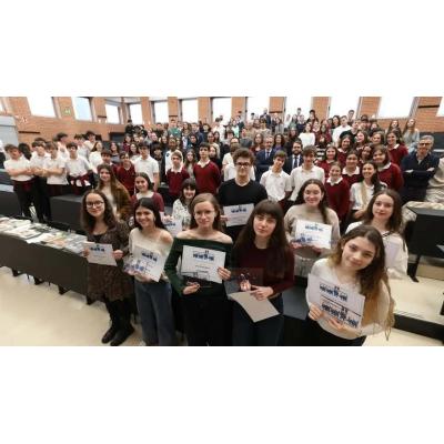 Estudiantes de Jesuitas, IES Basoko e IES Mendillorri, ganadoras de la Olimpiada de Filosofía de Navarra