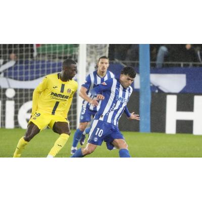 Una genialidad de Pépé salva un punto para el Villarreal en Vitoria