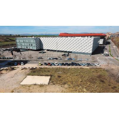 Dos torres con 86 viviendas de protección oficial y vistas al pabellón Navarra Arena