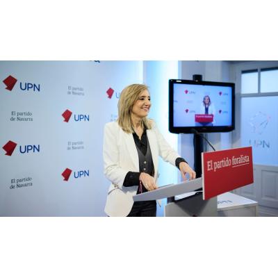 La presidenta de UPN recibe en Madrid un reconocimiento que la coloca entre las mujeres políticas más destacadas