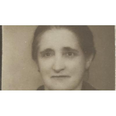 Elvira Turumbay: la comadrona navarra que asistió en más de 1.500 partos