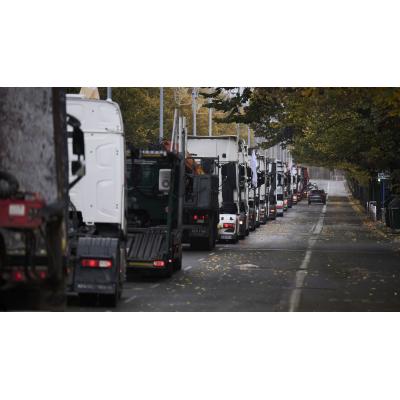 El sector del transporte y logística en Navarra contra las cuerdas: menos contratos, más paro y protestas