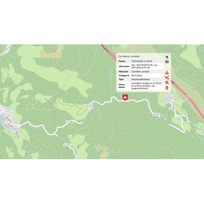 Un desprendimiento de árboles y rocas corta la NA-1300 y afecta a tres municipios