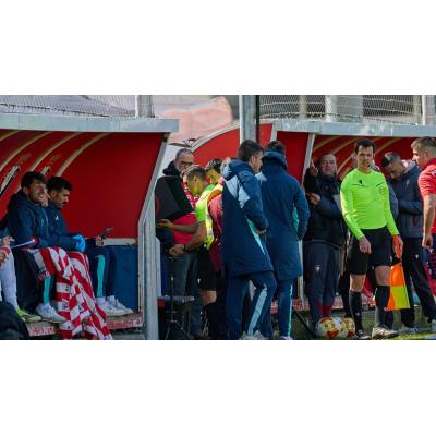 Polémica victoria del Bilbao Athletic en Tajonar ante Osasuna Promesas tras 14 minutos de descuento