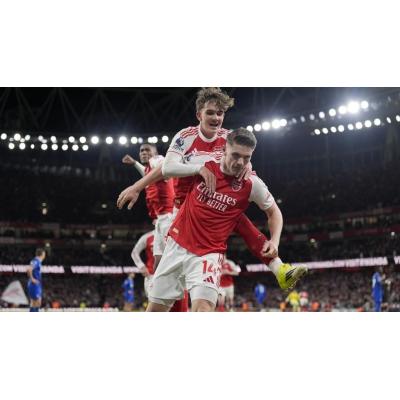 El Arsenal gana pero no convence