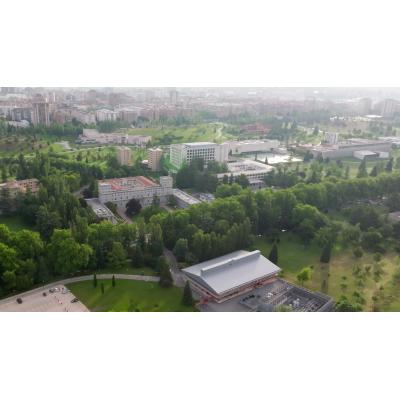 La Universidad de Navarra logra un superávit récord y ya pone el foco en Bioma, la Clínica y el IESE