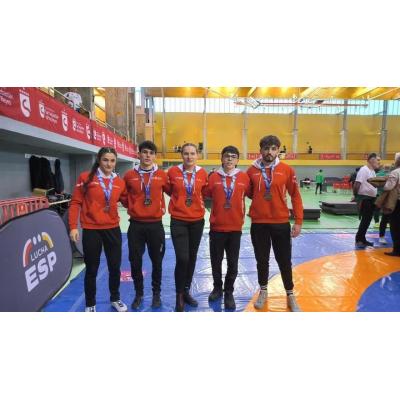 Destacada actuación navarra en el Campeonato de España U20 de Lucha Olímpica