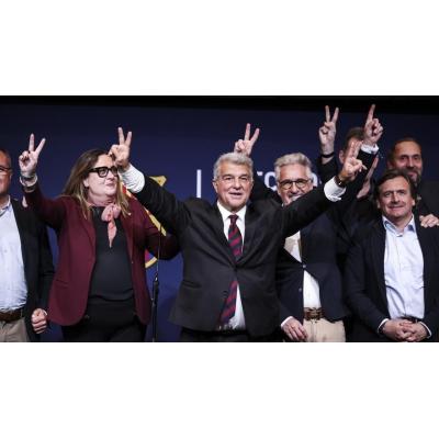 Laporta reinará cinco años más tras arrasar en las elecciones del Barça