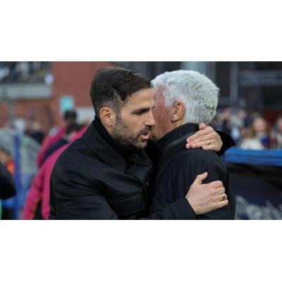 Cesc Fàbregas gana el Premio Bearzot a mejor entrenador del año en Italia