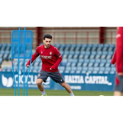 El compañero que Raúl Moro pondría en su mejor once de la selección... y no es Víctor Muñoz