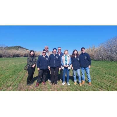 Dos jóvenes agricultoras realizan una estancia formativa en Navarra dentro del programa Cultiva