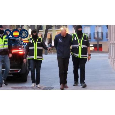 Uno de los detenidos en el operativo de la Policía Nacional tras los incidentes en El Sadar tras el Osasuna-Real Madrid