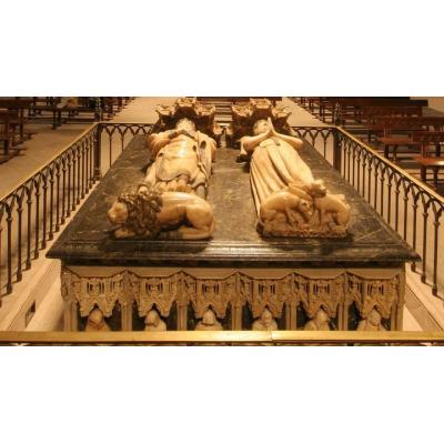 El Gobierno de Navarra declara BIC el sepulcro de Carlos III y Leonor y la caja del corazón de Carlos II