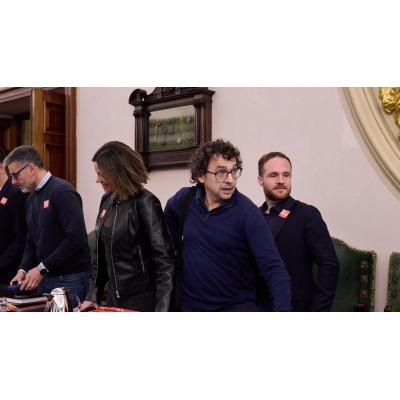 Mauleón dice que trabajadoras sociales aclaran que no hubo presiones políticas