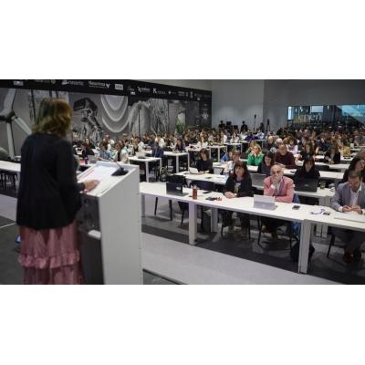 La Comunidad de Trabajo de los Pirineos, que preside Navarra, organiza un taller multitudinario en el Navarra Arena