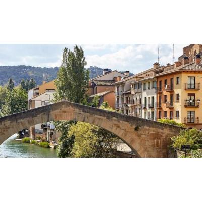 10 pueblos de Navarra "perfectos para perderse en primavera", según la revista Condé Nast Traveler