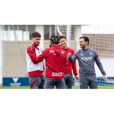 Iker Muñoz oposita al once