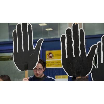 Las cifras del racismo en Navarra: registrados 241 casos de discriminación en 2025, el 87% de entidades públicas