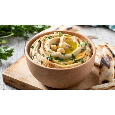 Menú fin de semana: hummus, calabacines rellenos de carne y macedonia