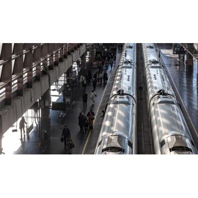Renfe lanza billetes desde 19 euros en Avlo y 33 euros en AVE para viajar en Semana Santa