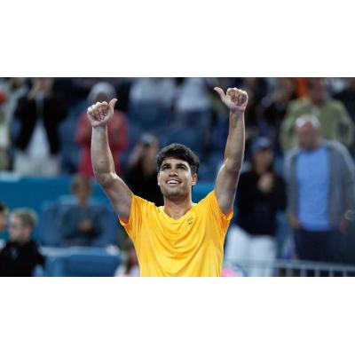 Alcaraz no da opciones de sorpresa a Fonseca y accede a tercera ronda del Miami Open