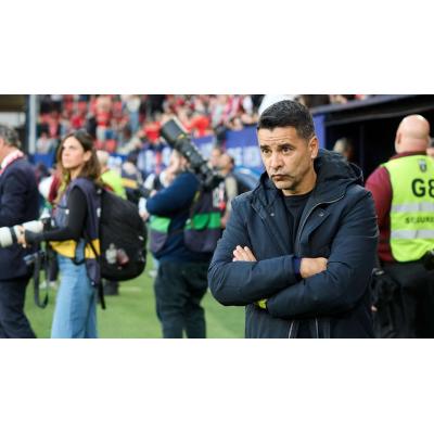 El enfado del entrenador del Girona explicando las dos claves de la derrota ante Osasuna en El Sadar