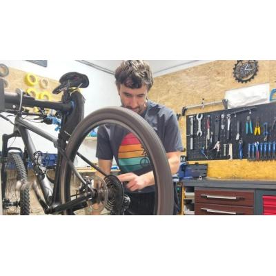 Un punto de encuentro en Viana para amantes de las dos ruedas