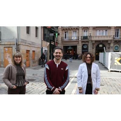 Farmacia L. Maeztu y Calzados La Infantil (Pamplona): "Lleves 100 años o un mes, cuidar del cliente debe ser una prioridad”