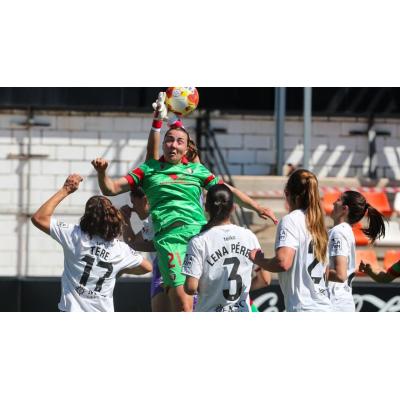 Osasuna Femenino cae por la mínima en Valencia y pone fin a sus aspiraciones