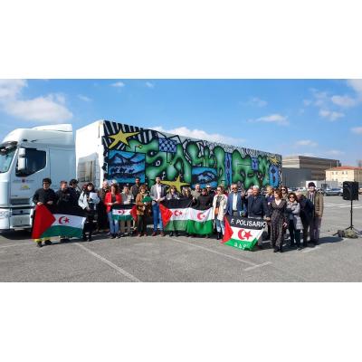 Navarra envía toneladas de ayuda a los campamentos de refugiados saharauis: "Sin este envío, muchas personas no recibirían tratamiento"