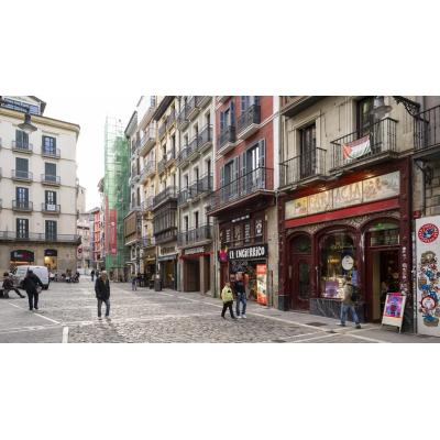 Un momento delicado y de urgente reinvención del comercio local de Pamplona: "A veces hay demasiados requisitos para abrir un negocio"