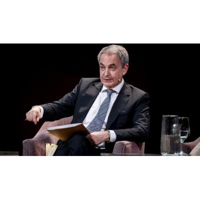 Zapatero denuncia una campaña en su contra y se desvincula de la consultora investigada en el ‘caso Plus Ultra'