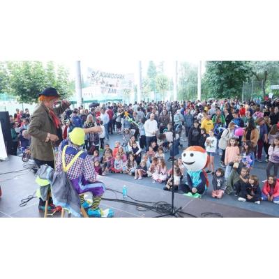 Adano llama a participar en su fiesta solidaria para seguir apoyando a menores con cáncer: "Necesitamos ayuda"