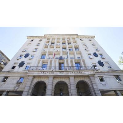 Un anciano afronta 15 años de cárcel por agredir sexualmente a su esposa tras 51 años de matrimonio