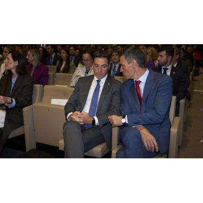 Pradales y Sánchez activan la bilateral clave para sellar la cogestión de los aeropuertos