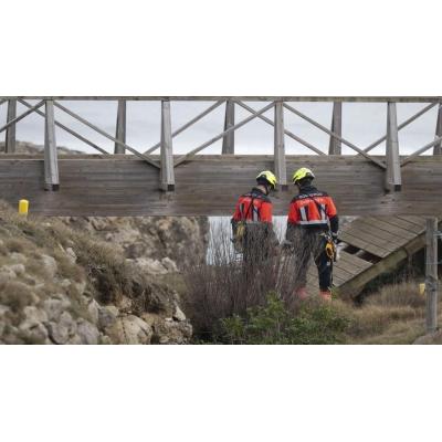 La jueza dirige la acción penal contra Costas, "única responsable" del mantenimiento de la pasarela de Santander