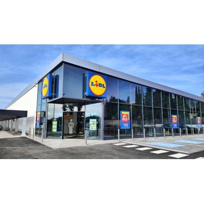 El mueble ideal de Lidl para guardar la ropa y que también sirve como asiento
