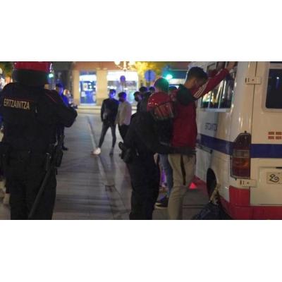 Juzgan a siete acusados de altercados en una protesta contra restricciones del covid