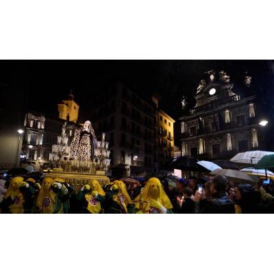 La cofradía de San Saturnino cantará a la Dolorosa en la plaza del Ayuntamiento de Pamplona